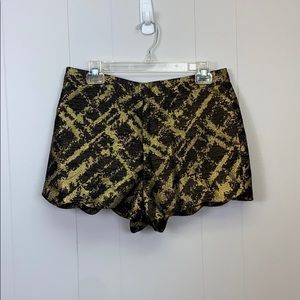 forever 21 black gold scallop hem shorts